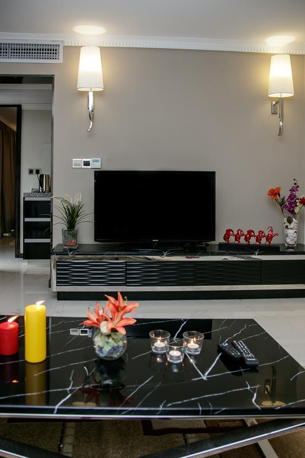 Red Mango Hotel And Apartments Sekondi-Takoradi Exterior photo